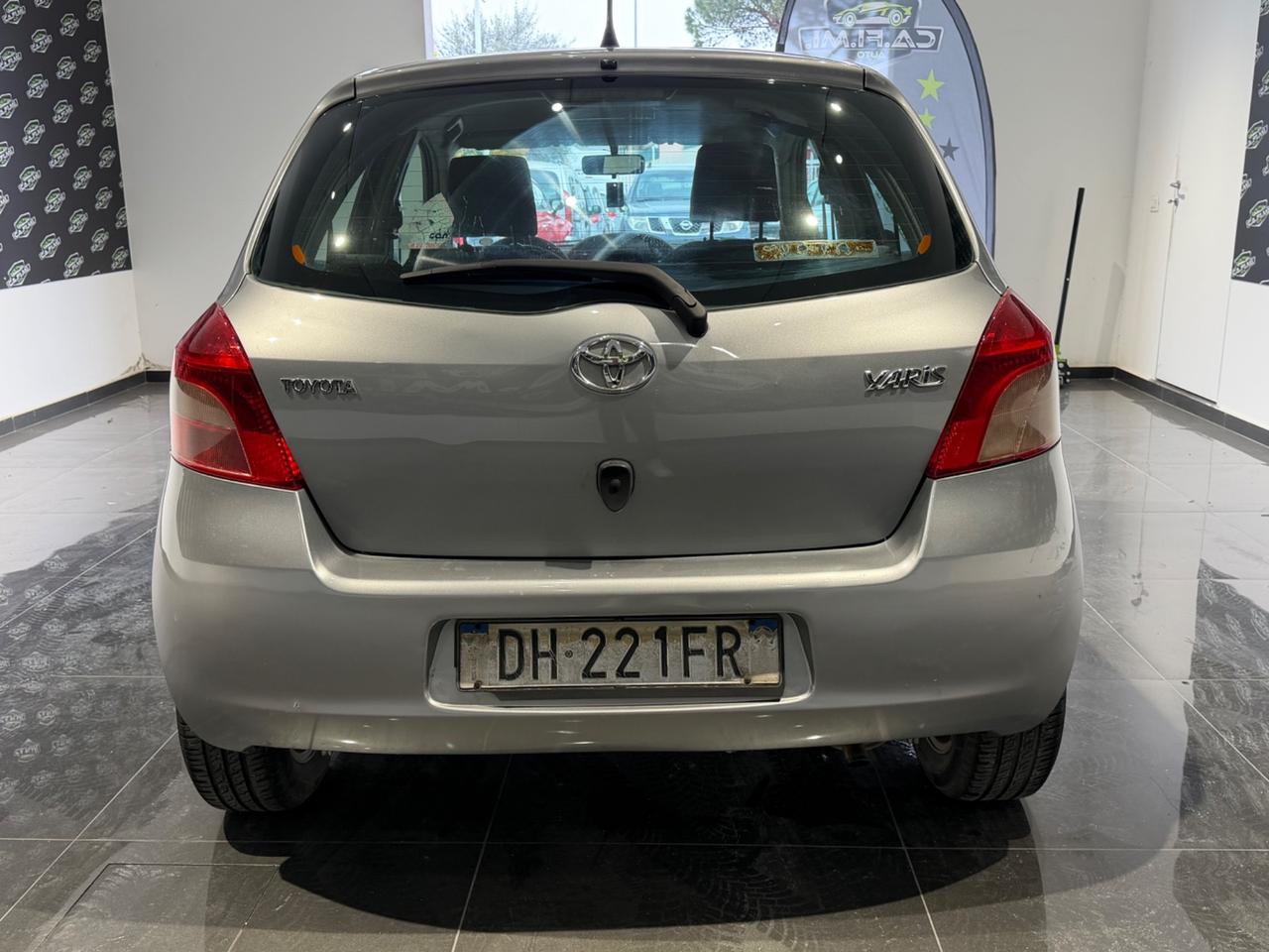 Toyota Yaris - 2007 1.0 BENZINA 69 CV 5 porte