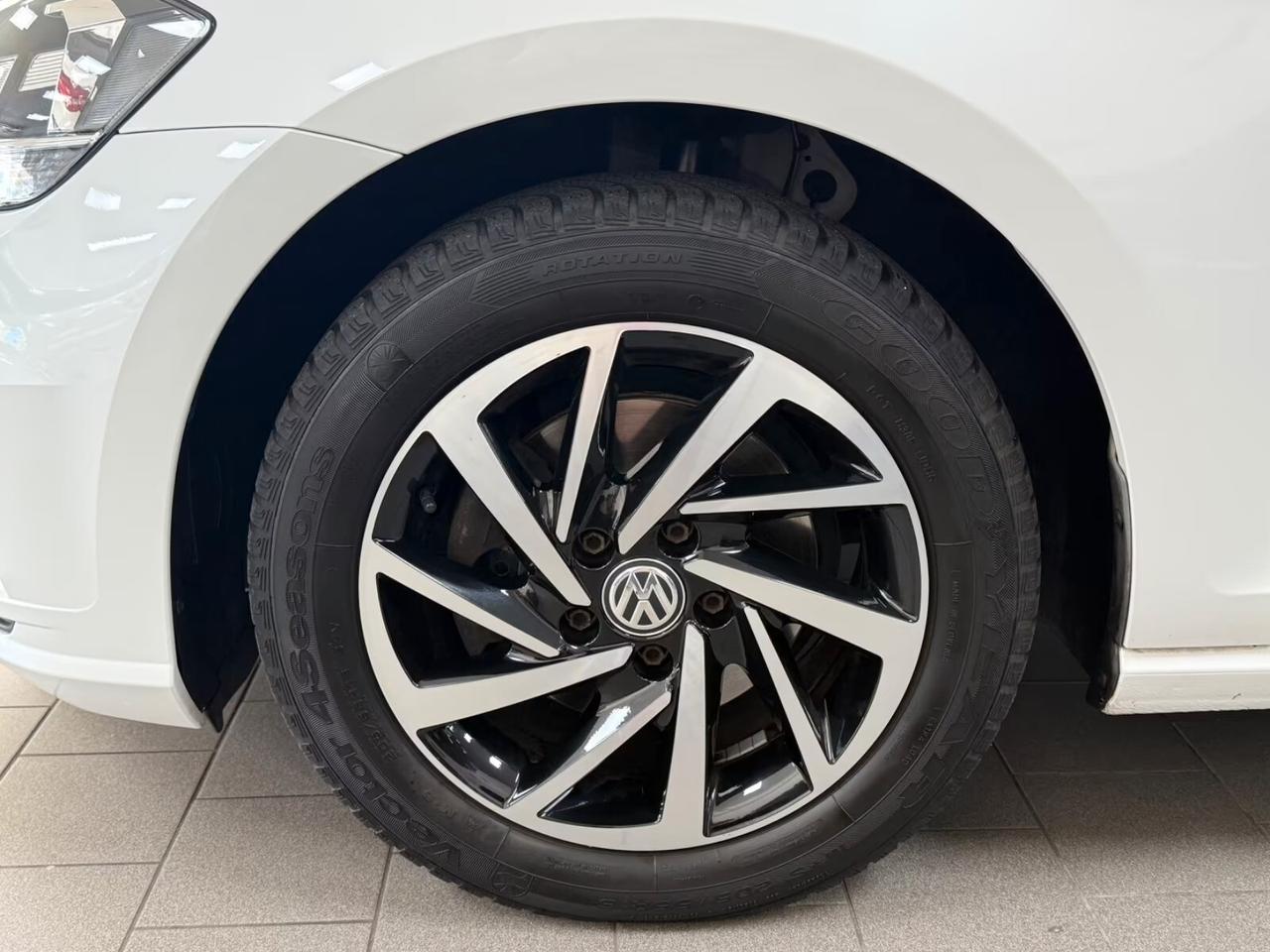 Volkswagen Golf 1.4 TSI 125 CV 5p. Highline BlueMotion Technology