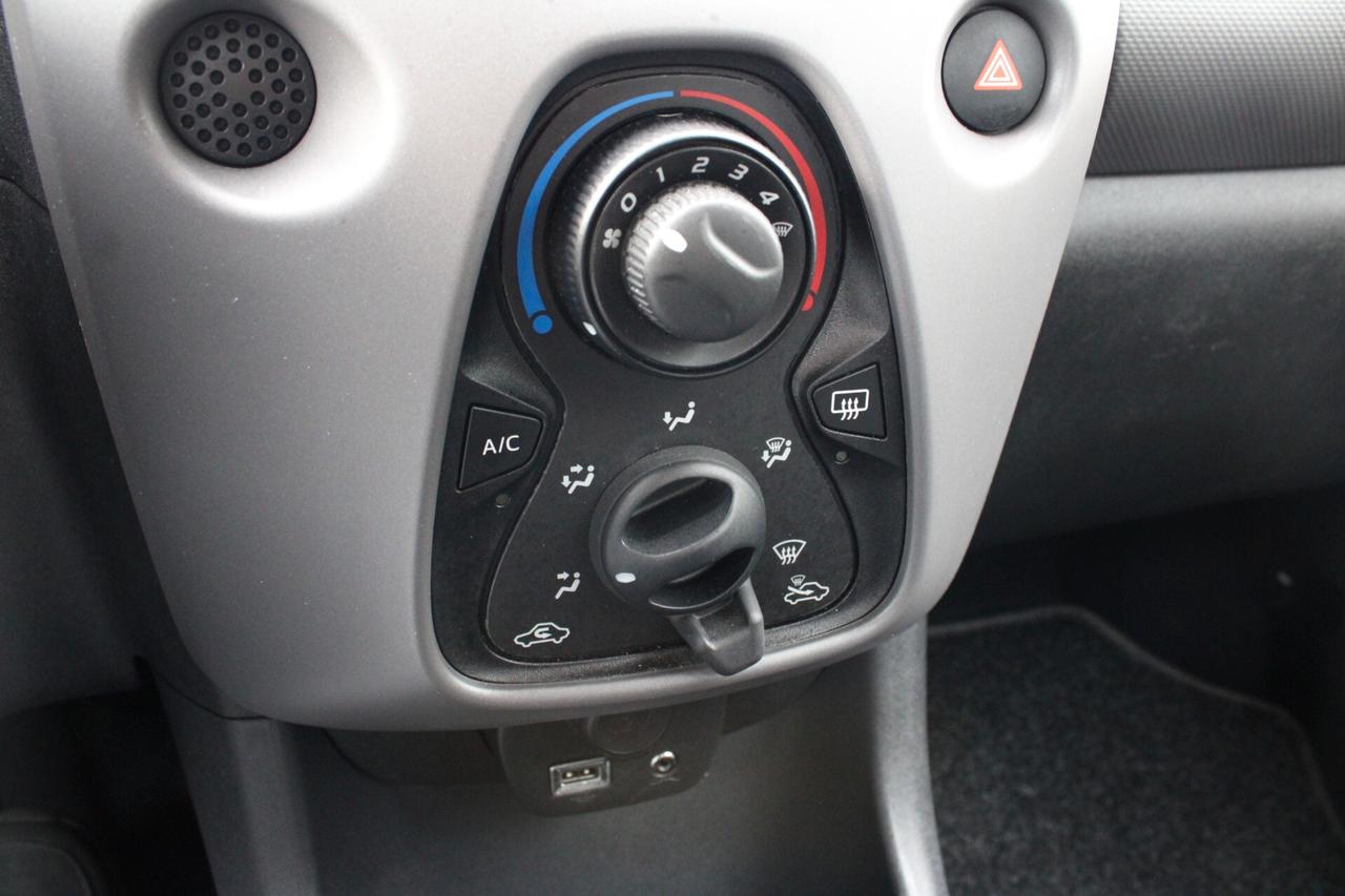 Peugeot 108 VTi 72 S&S 5 porte Allure