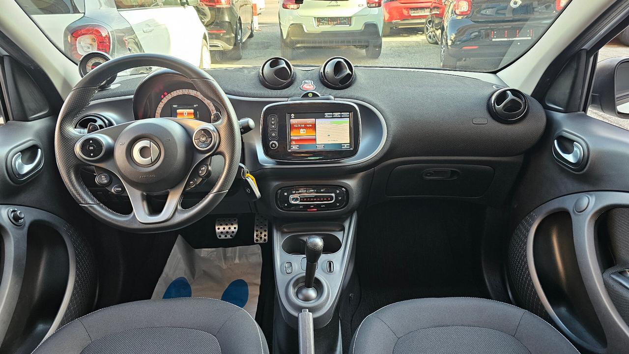 Smart Forfour 70 1.0 twinamic Passion PACK SPORT NAV ANDROID CARVERTICAL OK