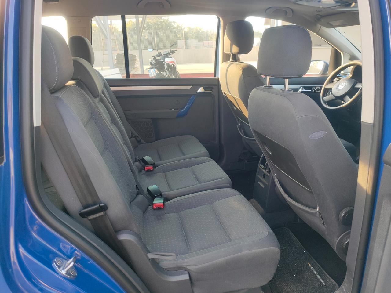 Volkswagen Touran 1.9 TDI 101CV Highline 7 posti