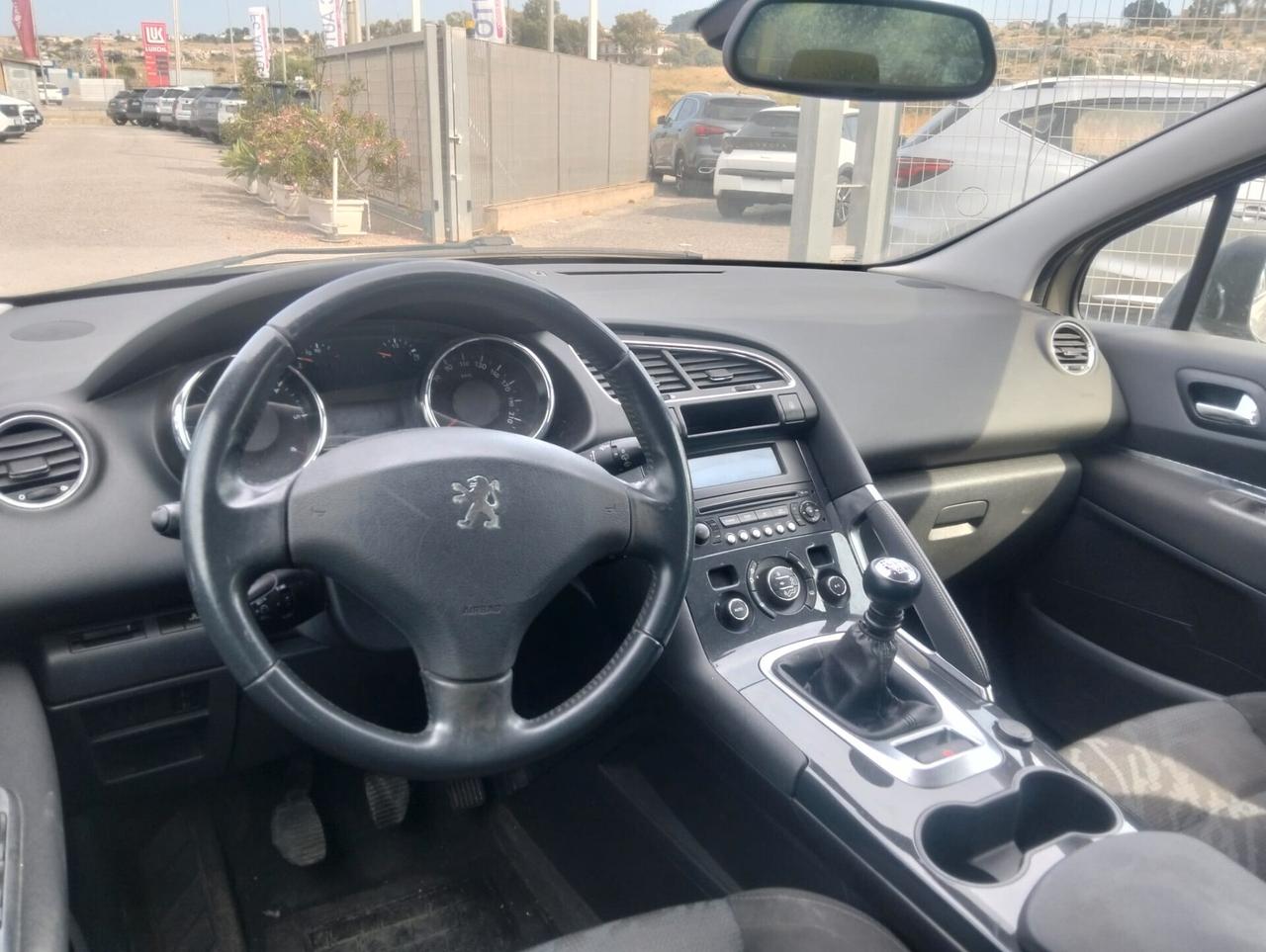 Peugeot 3008 1.6 HDI 112CV TECNO