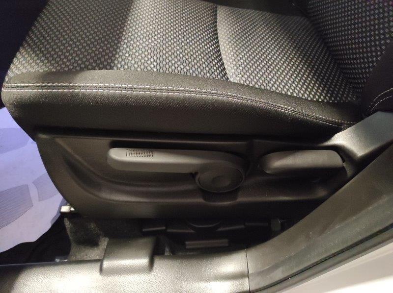 SUZUKI Vitara (2015) - Vitara 1.4 Hybrid Cool