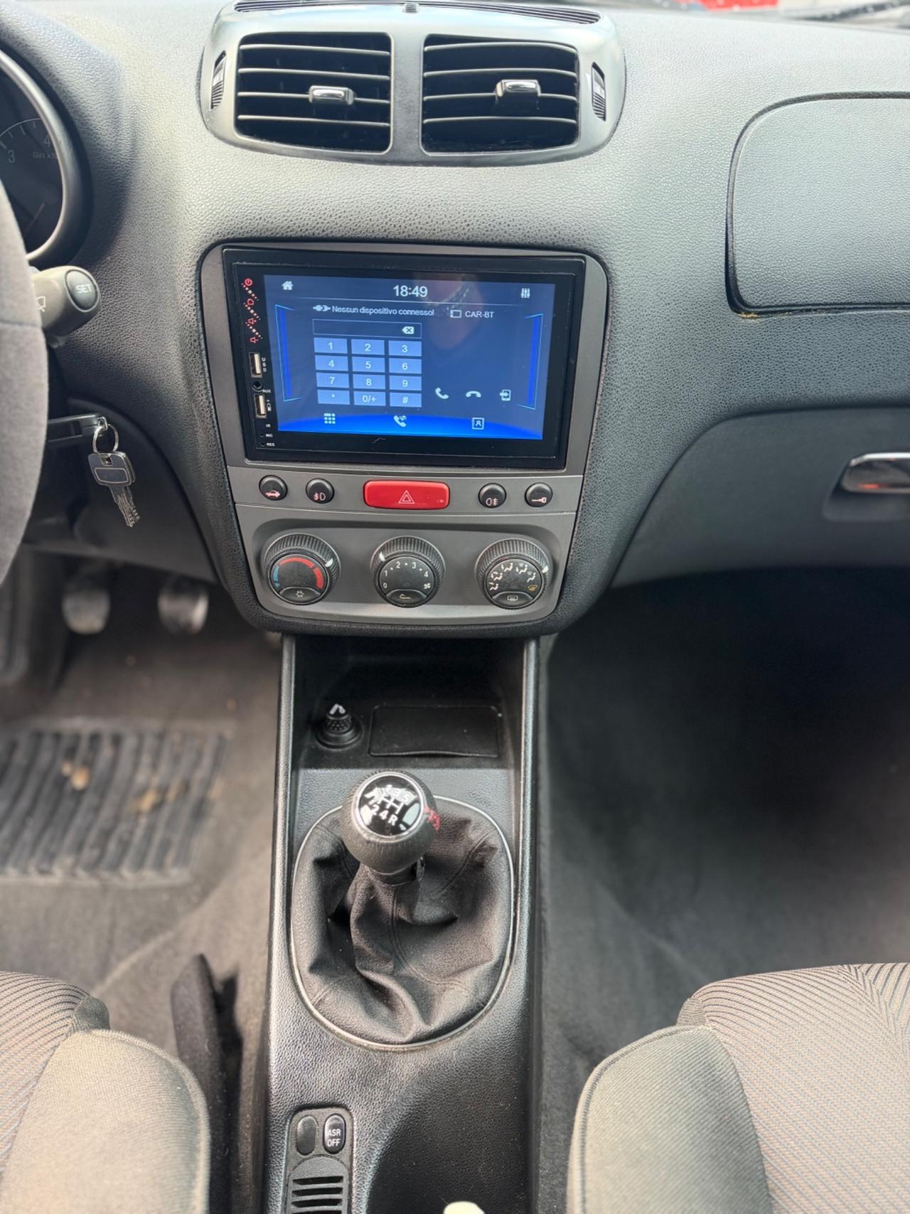 Alfa Romeo 147 1.9 JTD 115CV Distinctive G.Traino