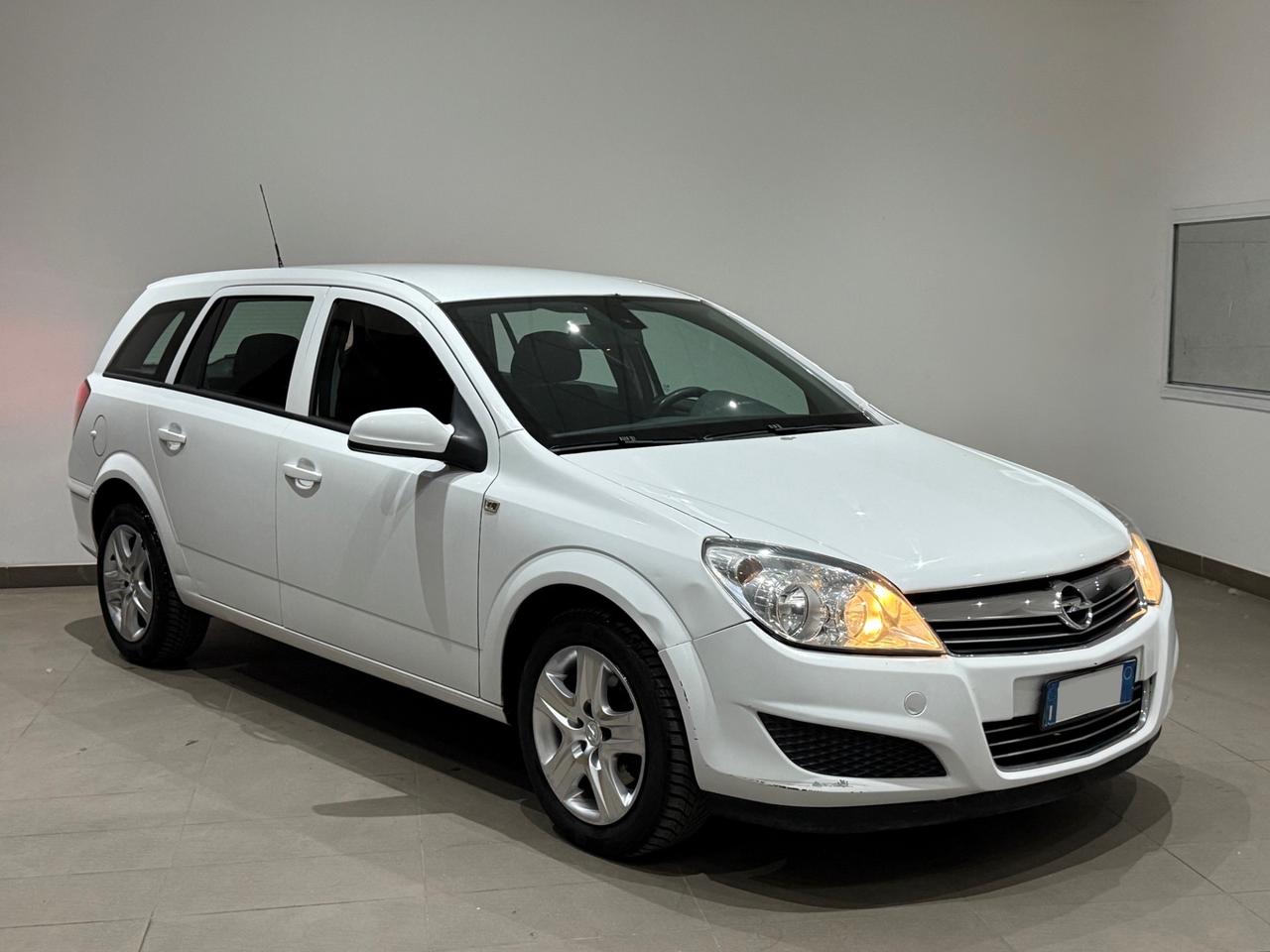 Opel Astra 1.7 CDTI 110CV/Kw81 Per Neopatentati