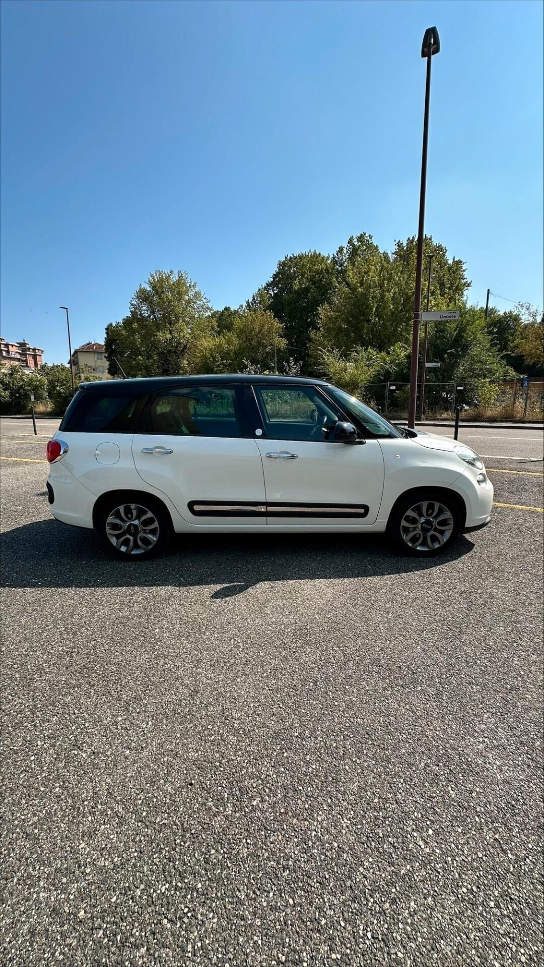 Fiat 500L Living 1.6 Multijet 105 CV Lounge unico proprietario
