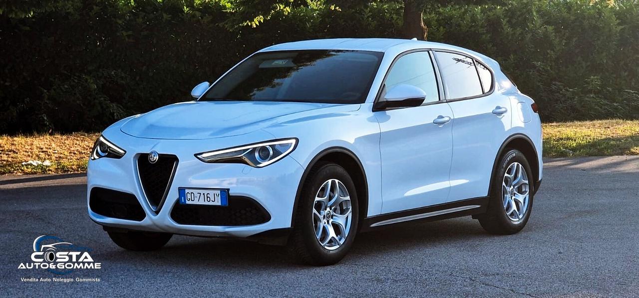 Alfa Romeo Stelvio 2.2 Turbodiesel 160 CV AT8 RWD