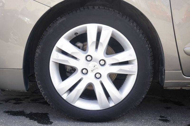 Peugeot 5008 Peugeot 5008 1.6 HDi 112CV Allure 7 POSTI Unicoproprietario