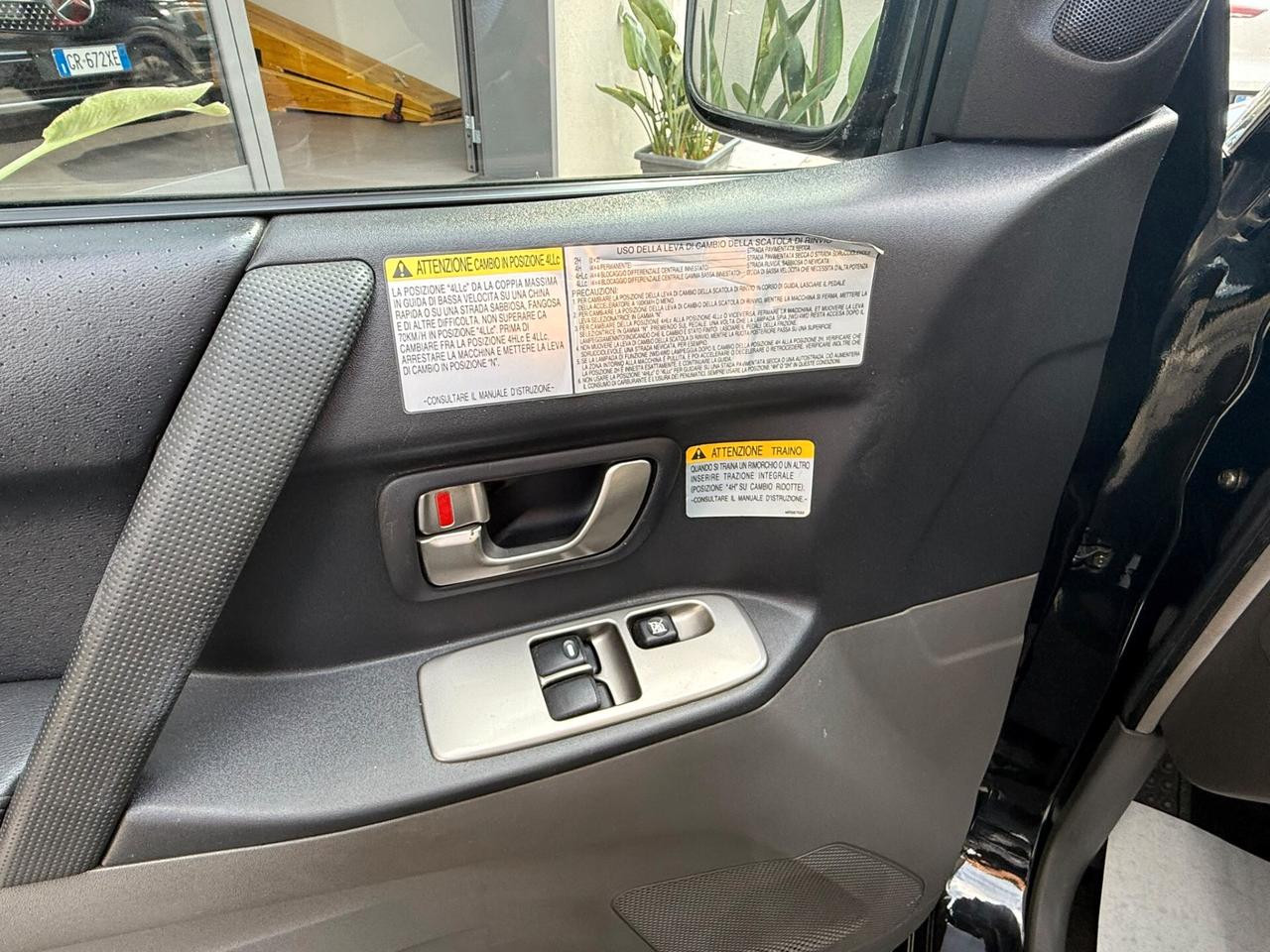 Mitsubishi Pajero 3.2 16V DI-D 3p. Tetto + pelle+ sedili elettrci+ gancio traino