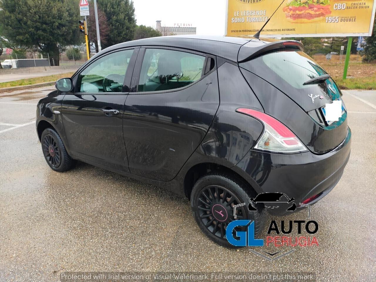 Lancia Ypsilon 0.9 TwinAir 85 CV Metano Elefantino rosa UNICOPROPR.