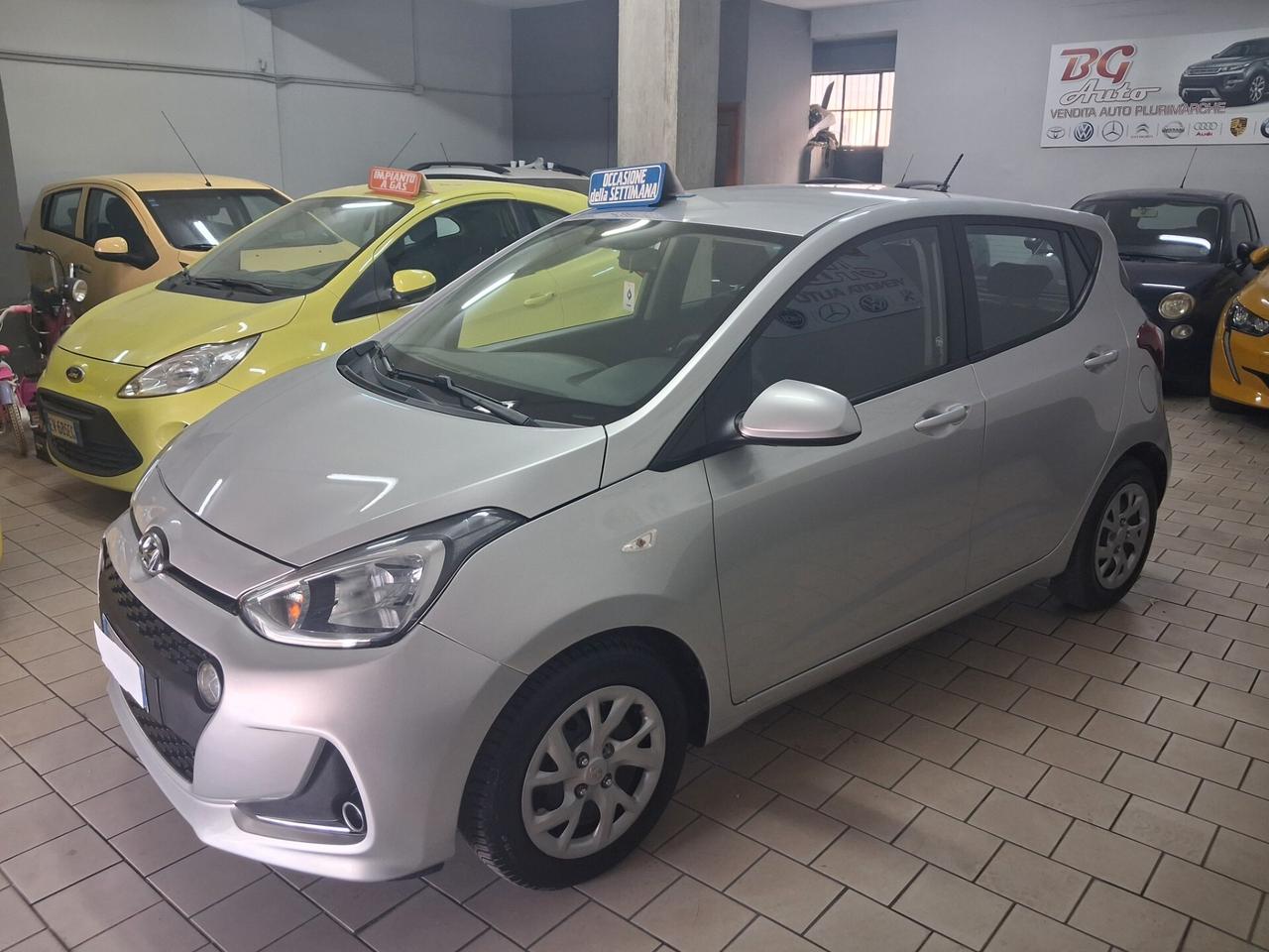 Hyundai i10 1.0 benzina unico prop 2019
