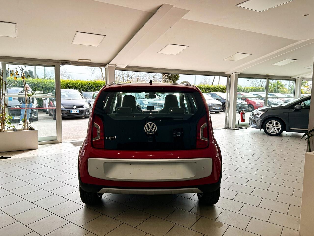 Volkswagen up! 1.0 75 CV 5p. cross up!