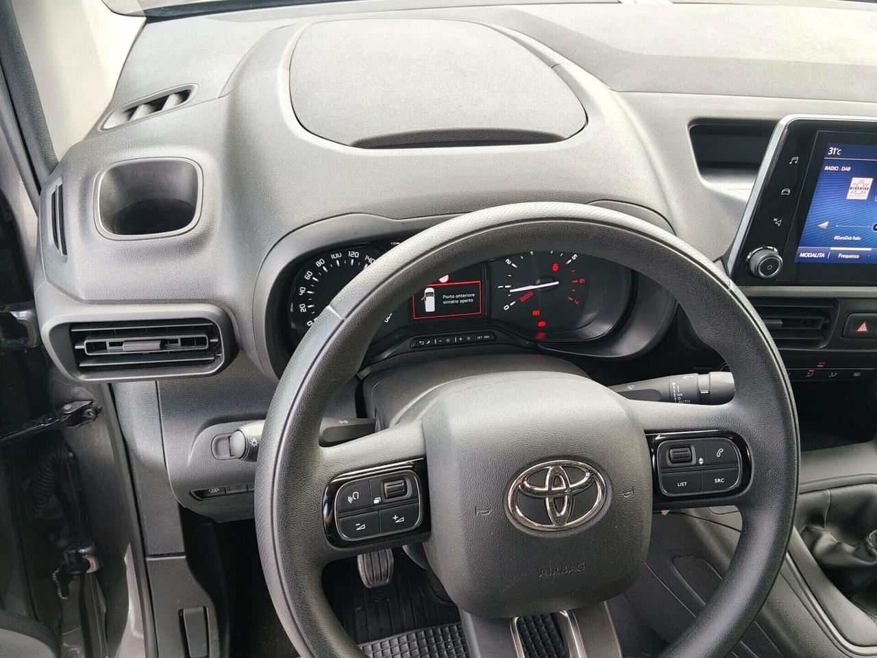 Toyota Proace city