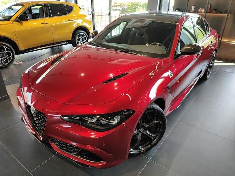 Alfa Romeo Giulia Quadrifoglio V6 520 CvQuadrifoglio Collezione