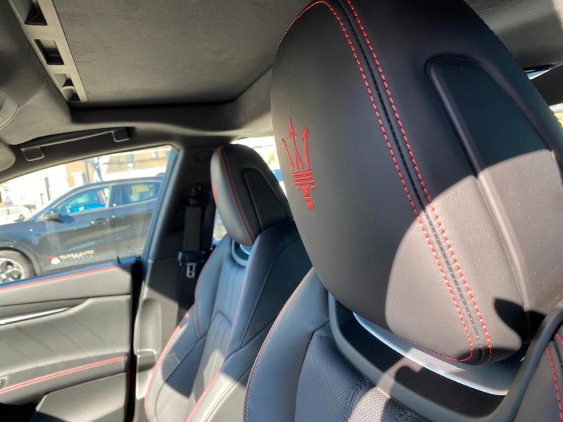 Maserati Ghibli 3.0 V6 Modena 430cv awd auto