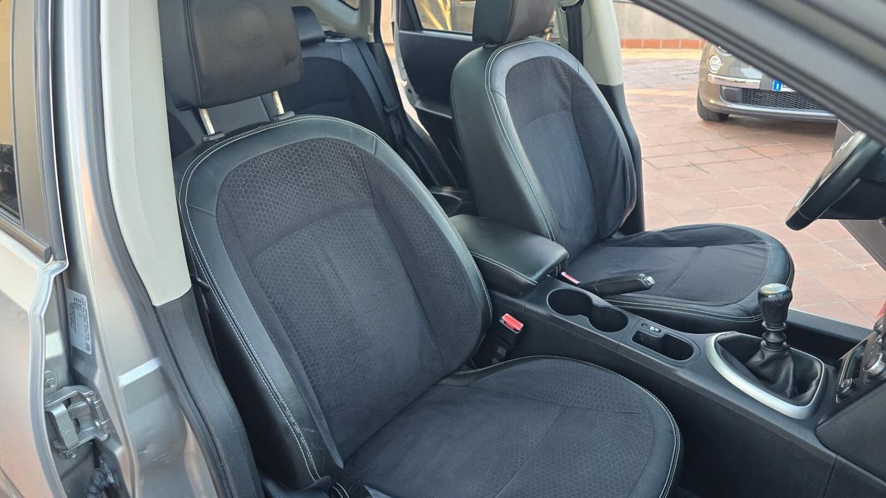 Nissan Qashqai 1.5 dCi DPF Tekna
