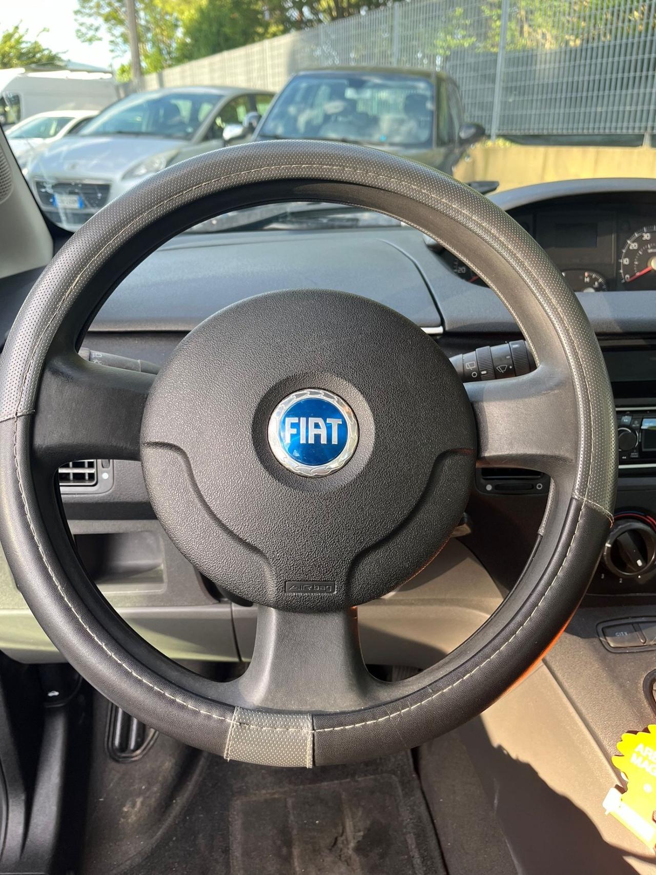 Fiat Idea 1.3 Multijet 16V 70 CV BlackStar Ok Neopatentati