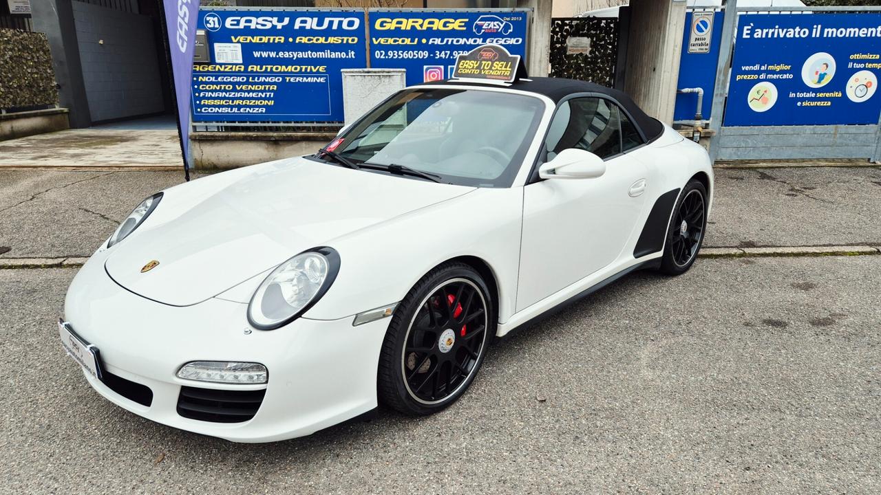 Porsche 911 Carrera GTS Cabriolet
