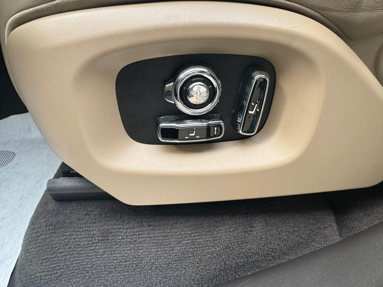 Land Rover Range Sport 3.0 TDV6 HSE Dynamic