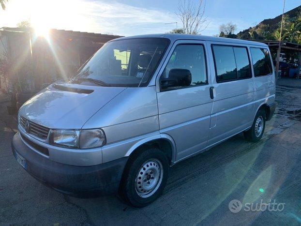 Volkswagen Multivan multi van