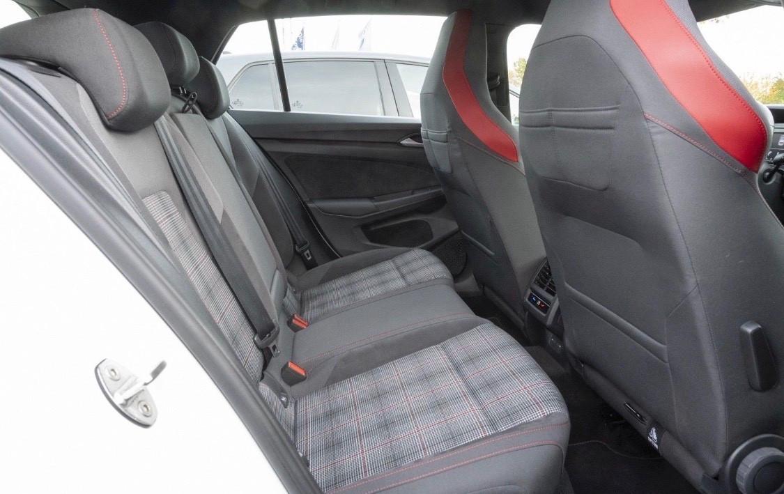 Volkswagen Golf 8 GTI DSG 2.0 TSI 245cv