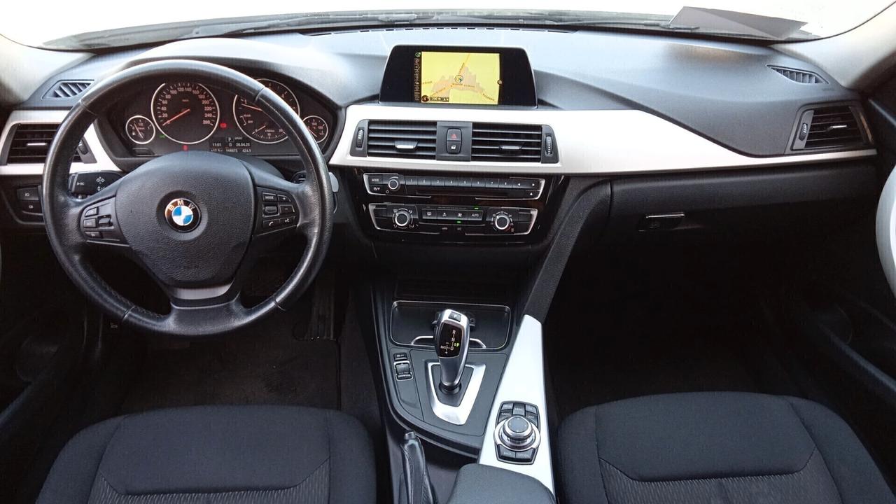 Bmw 318 318d Touring Business Advantage aut.