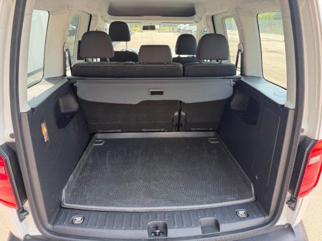 VOLKSWAGEN Caddy 5 POSTI VETTURA - KM 25.000 - NO OBBLIGO FINANZIAM