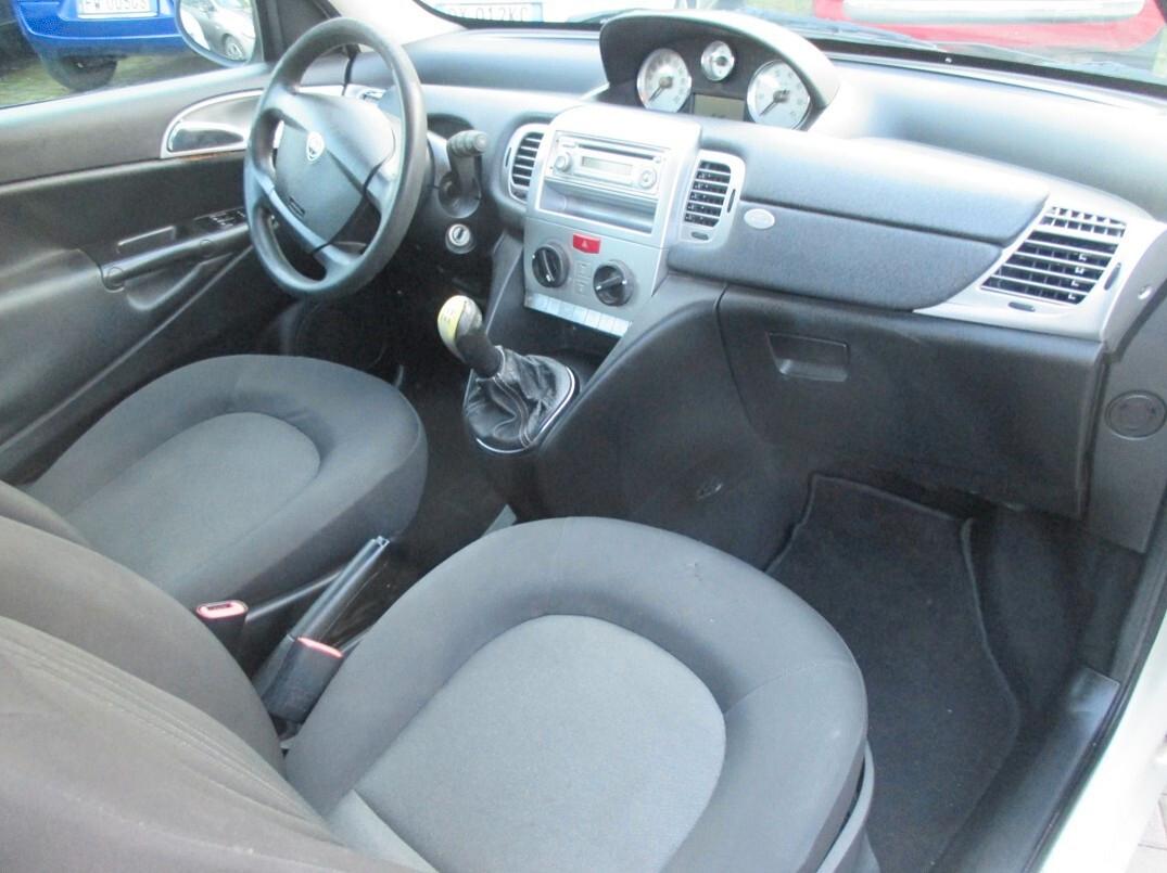 Lancia Ypsilon 1.3 mjt 16v E5 Per Neopatentati
