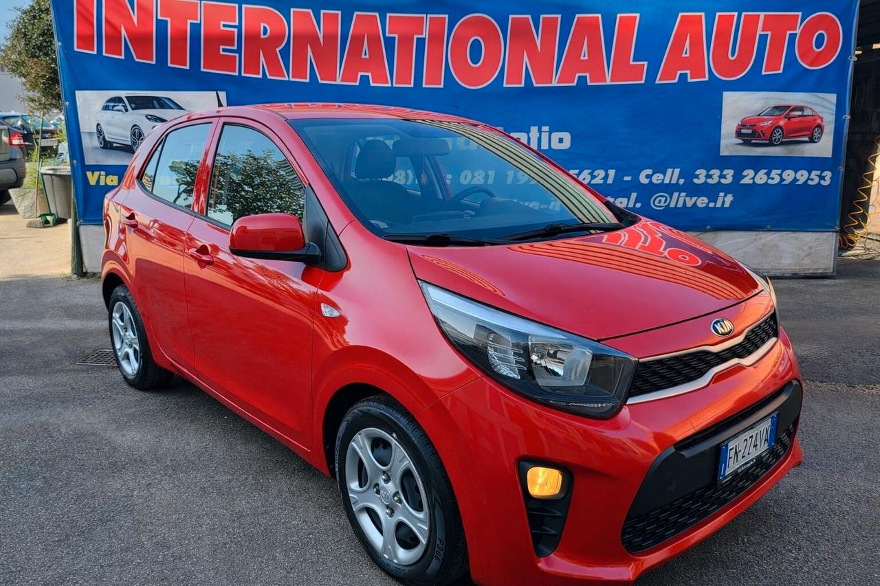 Kia Picanto 1.0 benzina 5 porte