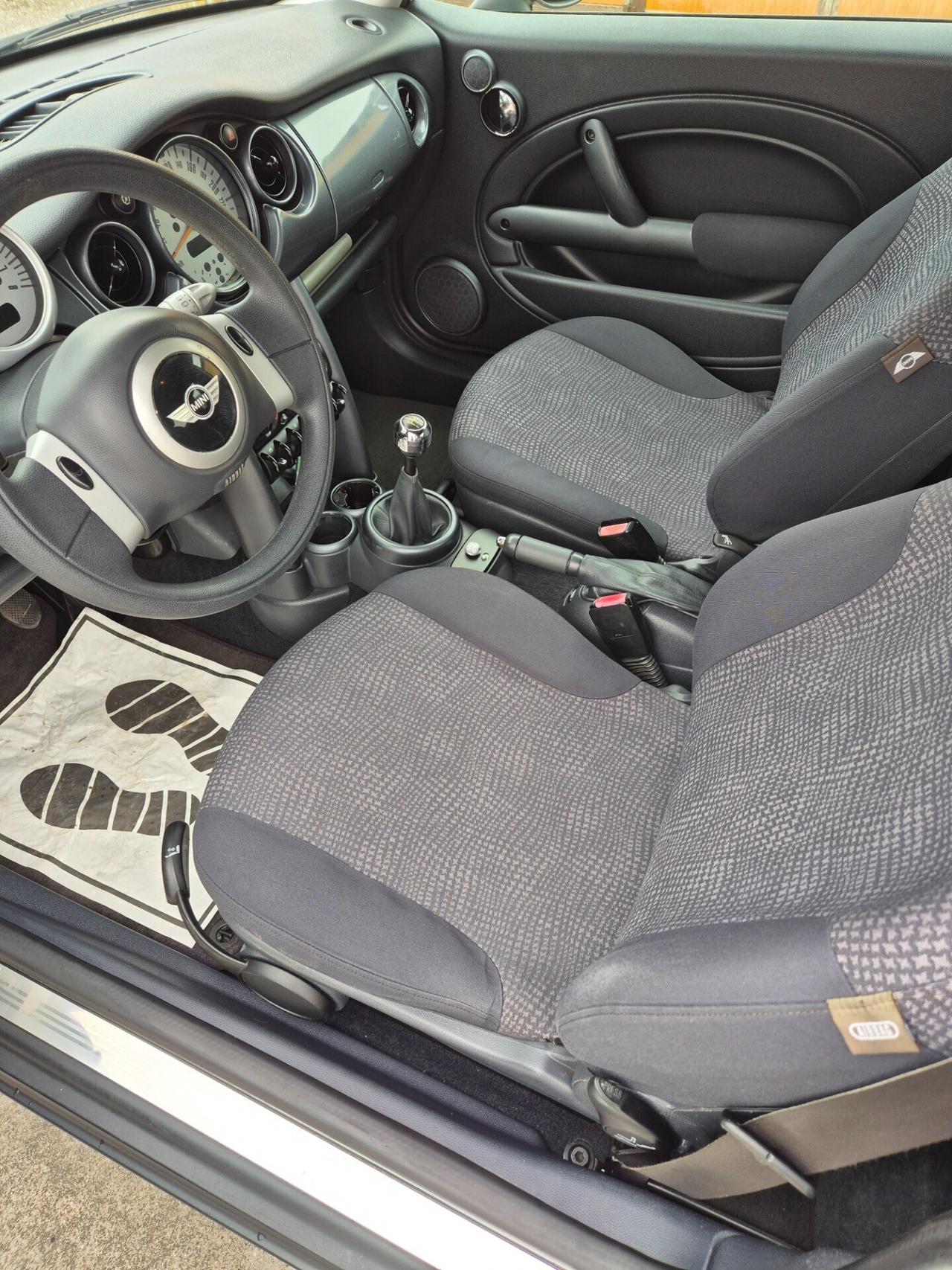 Mini 1.6 16V One de luxe