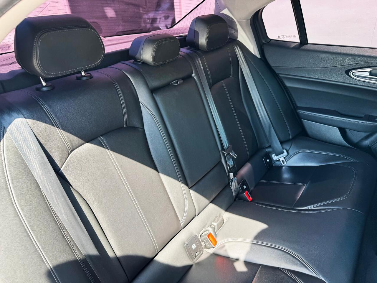 Alfa Romeo Giulia 2.2 Executive 160cv AT8 | PREZZO PROMO