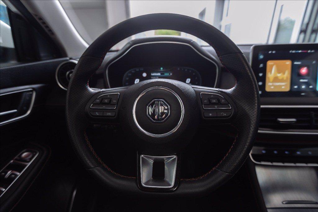 MG HS 1.5 t Luxury del 2024