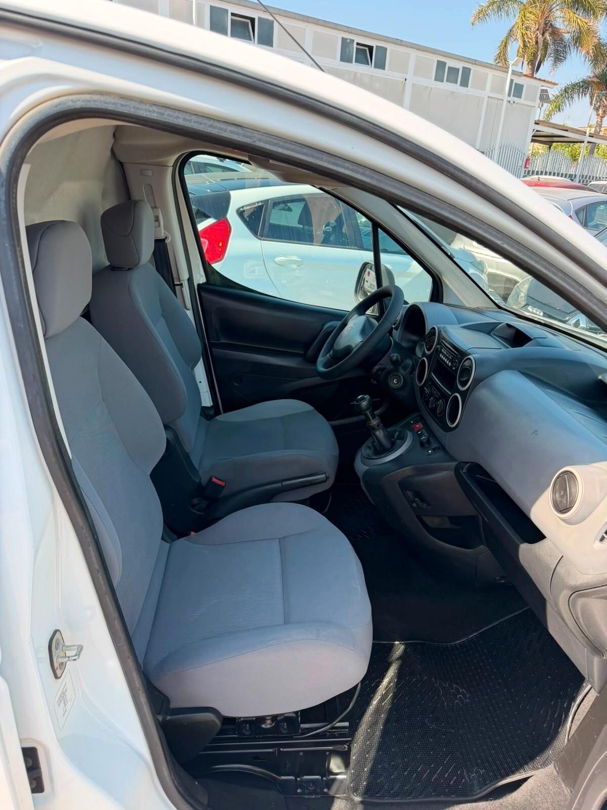 Peugeot Partner BlueHDi 75 L1 Furgone Pro