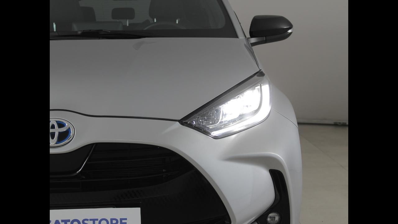 TOYOTA Yaris IV 2020 - Yaris 1.5h Lounge