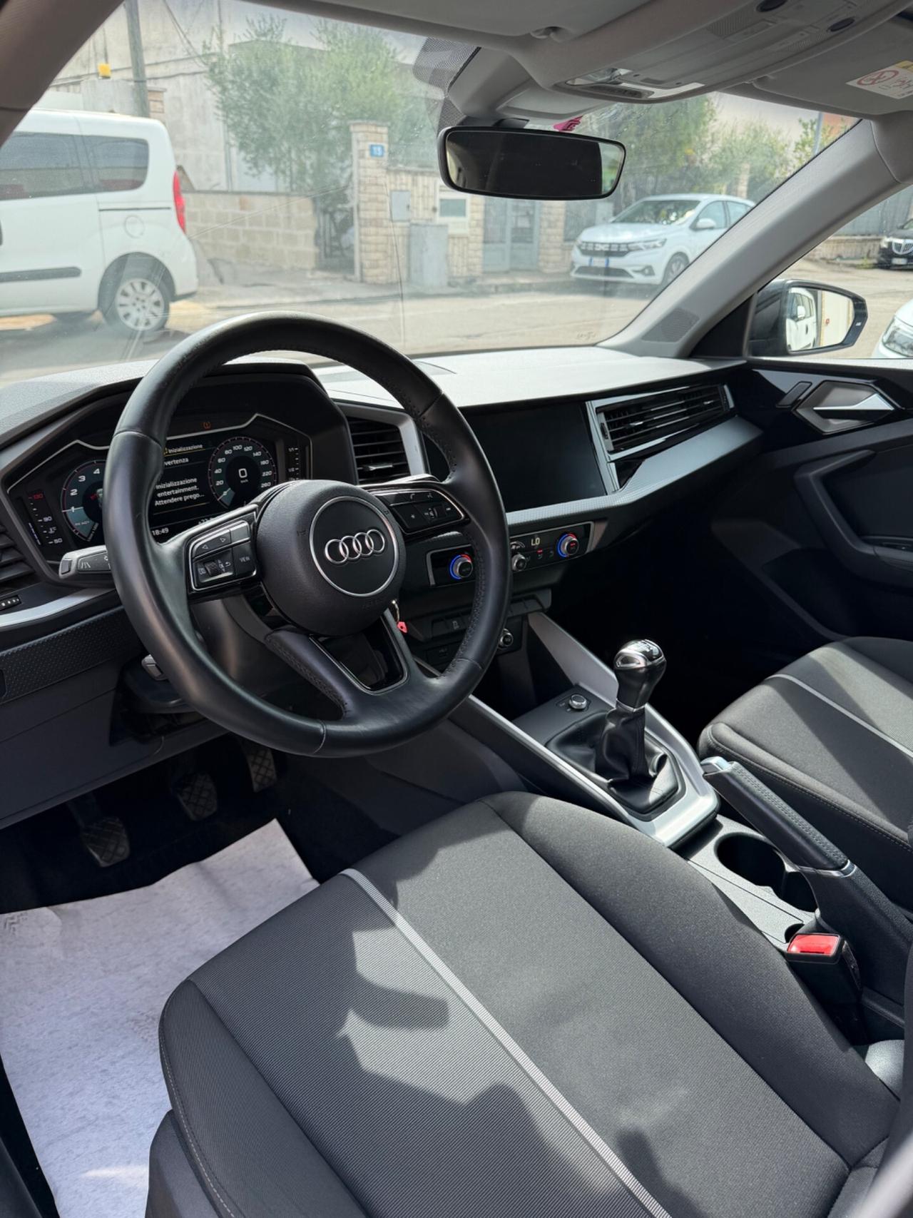 Audi A1 SPB 30 TFSI Advanced-2019/MATRIX