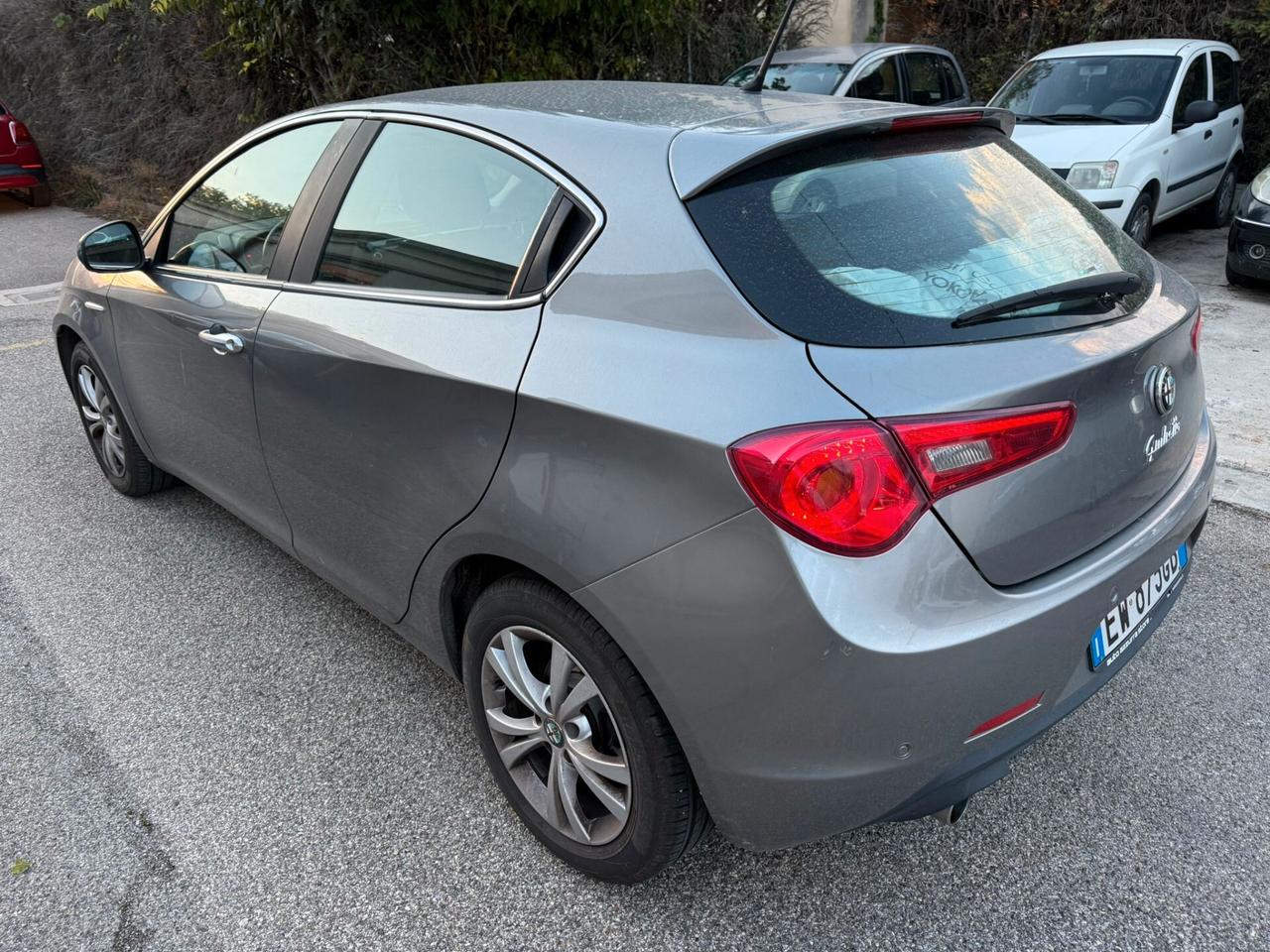 Alfa Romeo Giulietta 1.6 JTDm-2 105 CV Exclusive