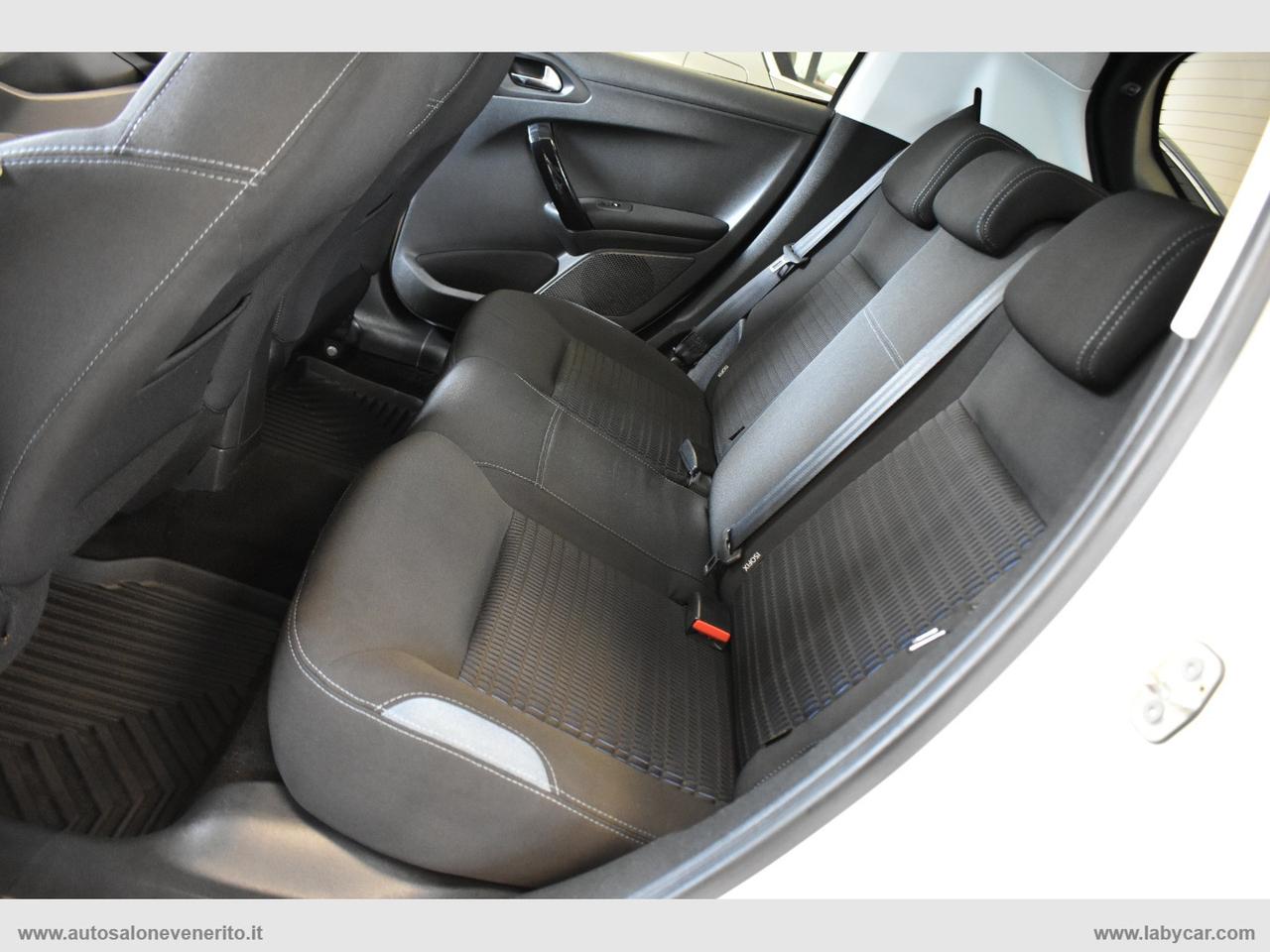 PEUGEOT 208 1.4 HDi 68 CV 5p. Allure