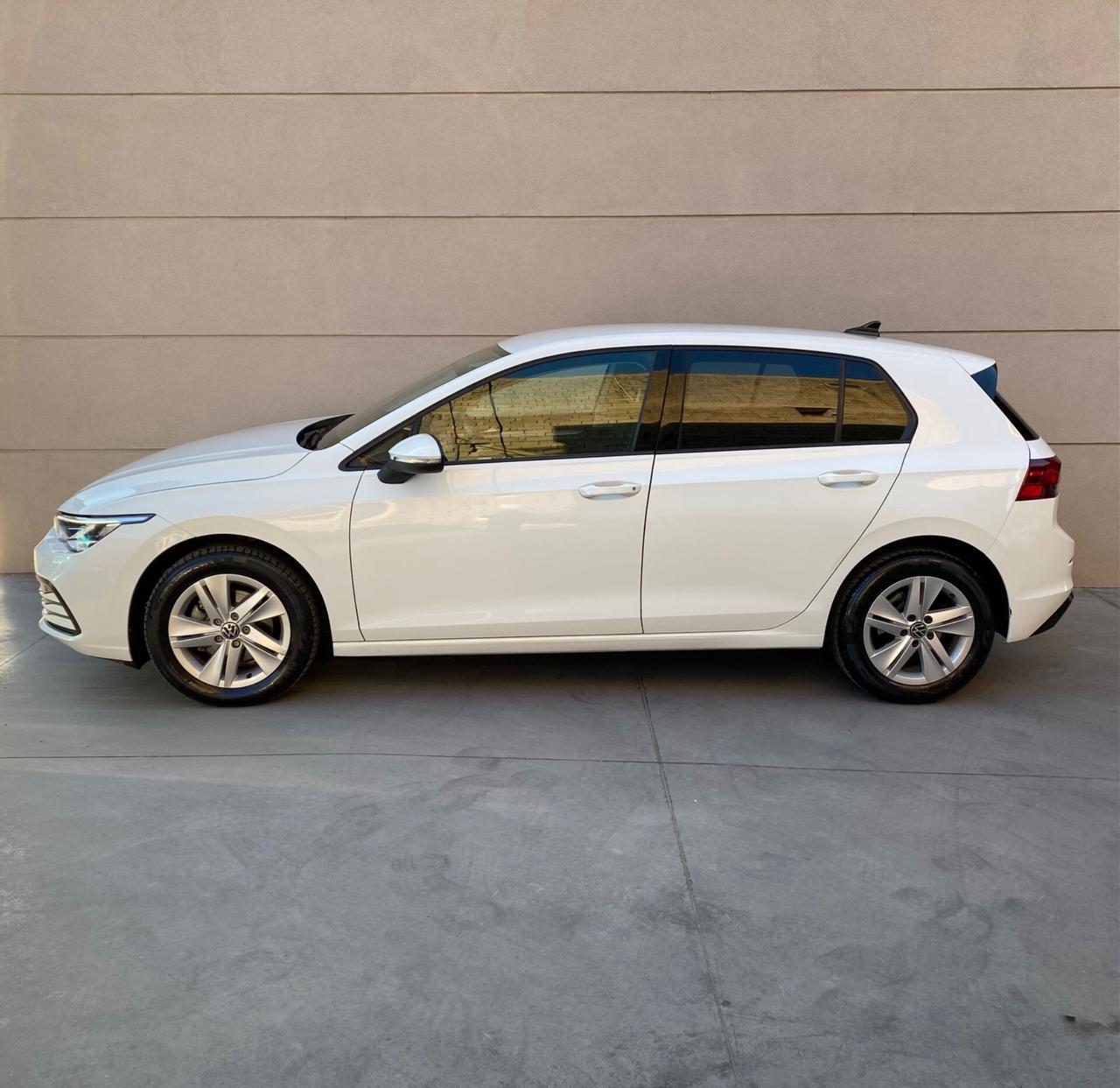 Volkswagen Golf Variant 1.0 eTSI EVO DSG Life