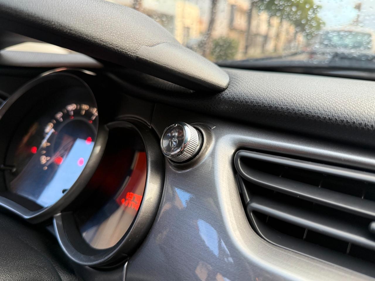 Citroen C3 1.4 HDi 70 Exclusive ZENITH - 2010