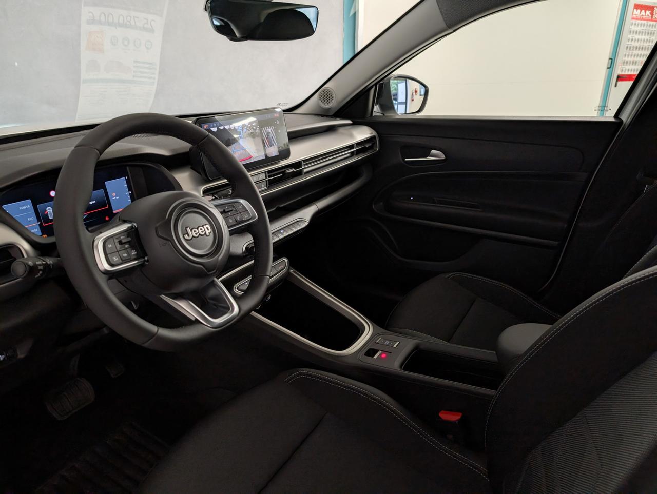 Jeep Avenger 1.2 Turbo E-Hybrid 110cv eDCT6 Altitude