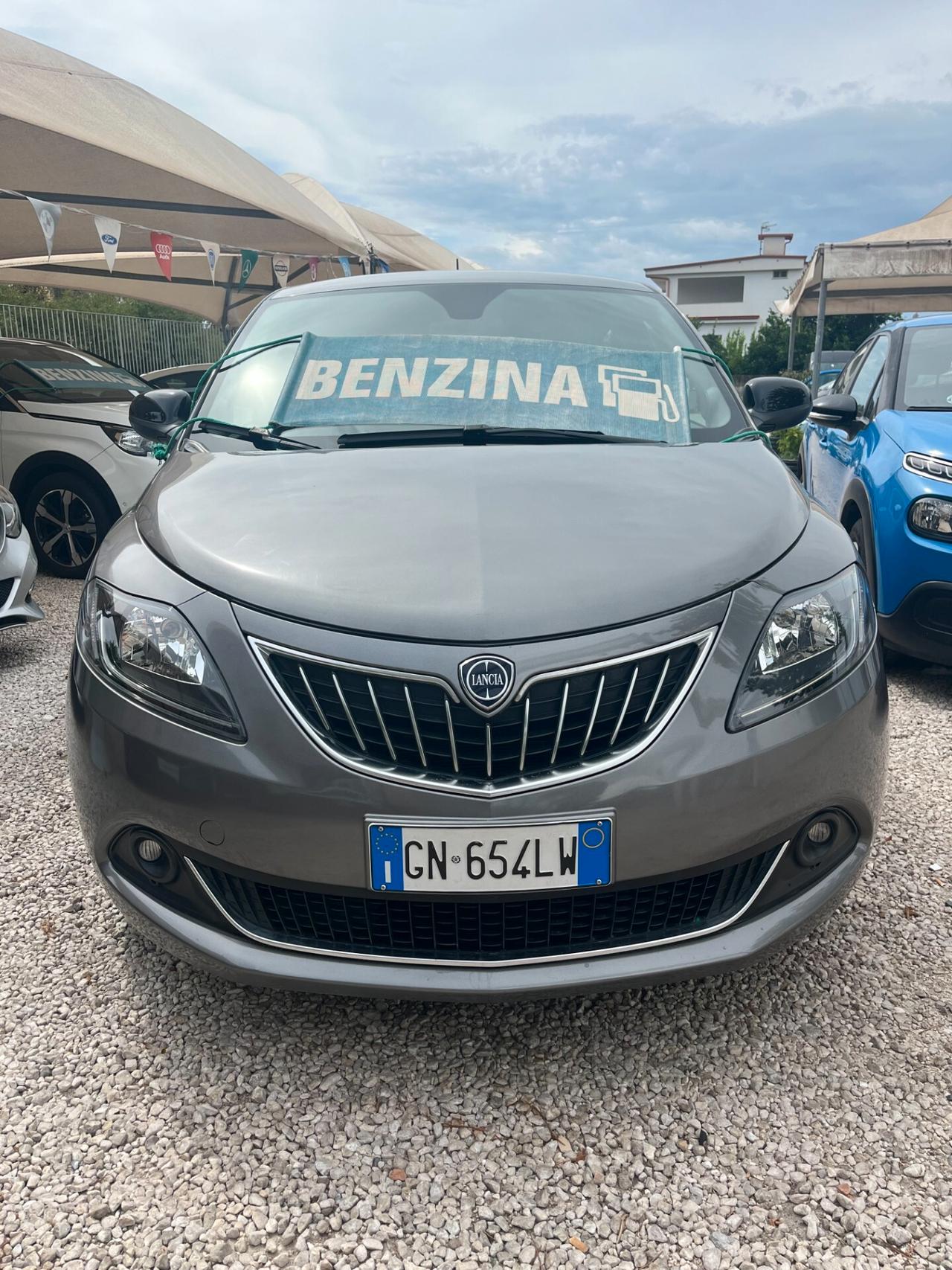 LANCIA YPSILON 1000 IBRIDA 47000 KM CERTIFICATI 1 PROPRIETARIO 2023