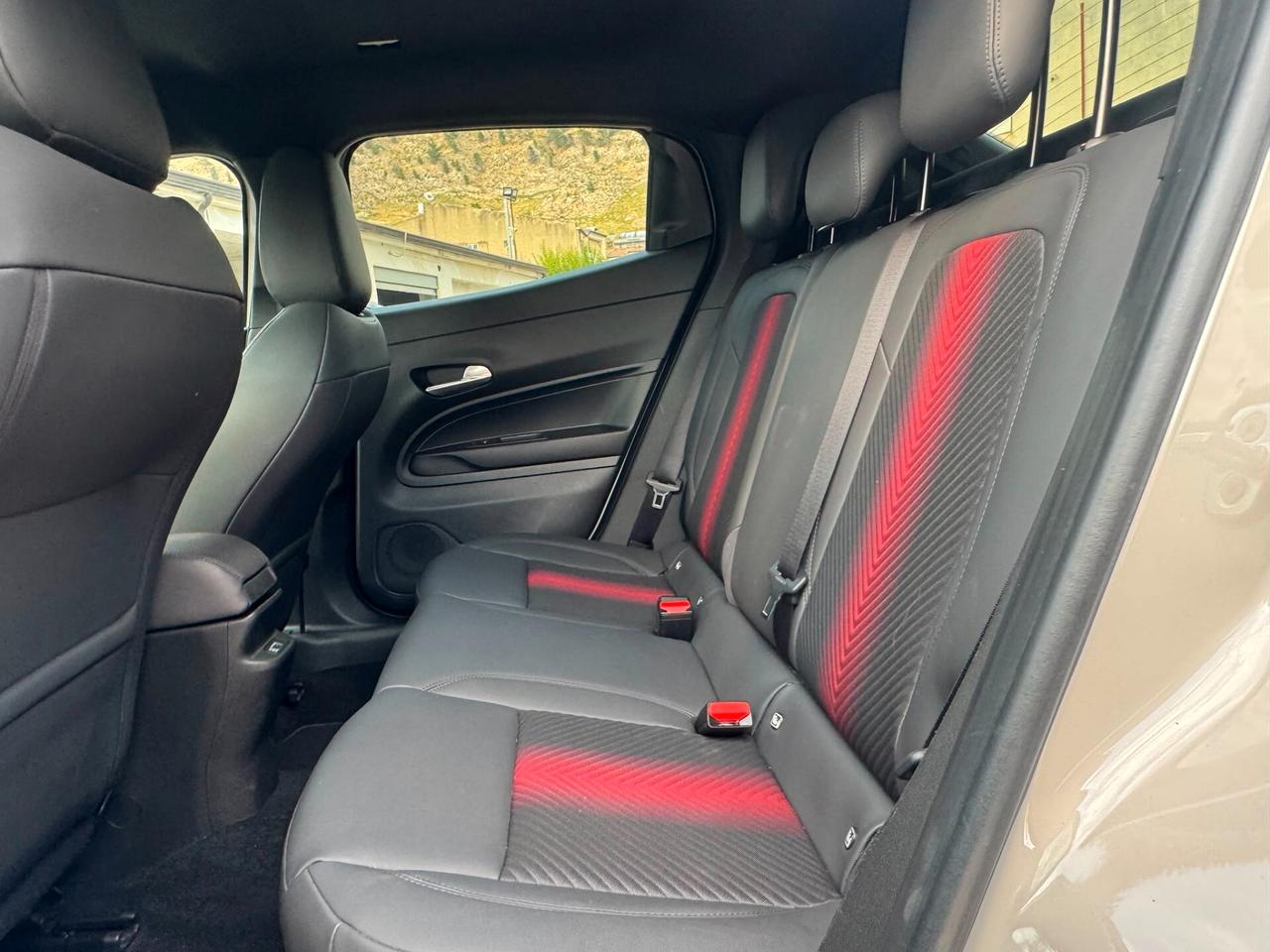 Alfa Romeo Junior 1.2 145 CV Hybrid eDCT6