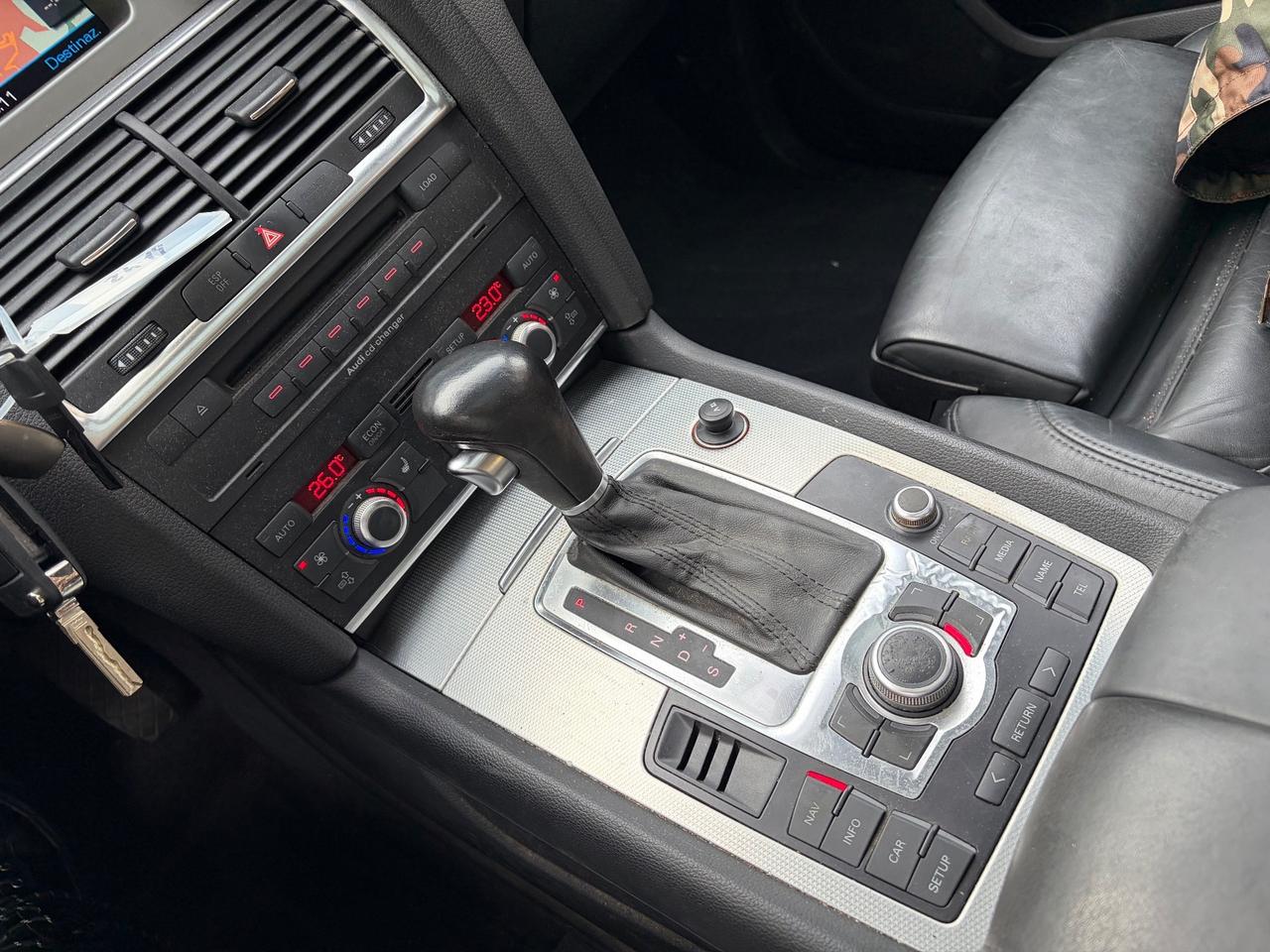 Audi Q7 4.2 V8 FSI quattro tiptronic 7 posti 349cv