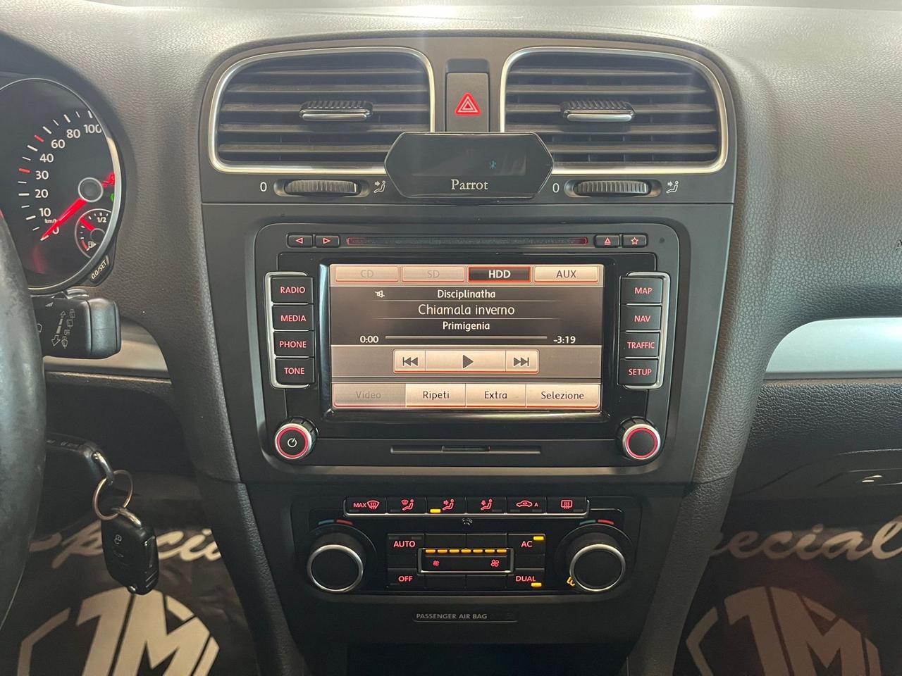 Volkswagen Golf 1.6 TDI DSG 5p. Highline OK NEOPATENTATI