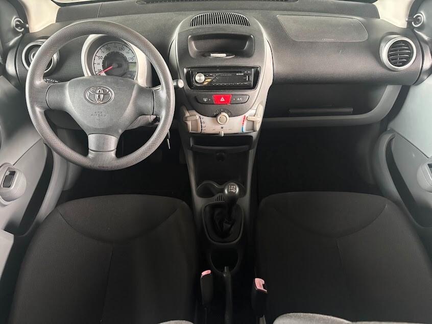 Toyota Aygo 1.0 12V VVT-i 5P. NEOPATENTATI