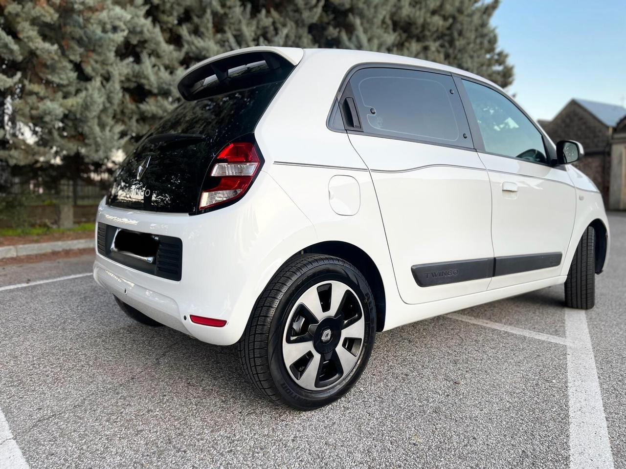 NEOPATENTATI Renault Twingo SCe Lovely