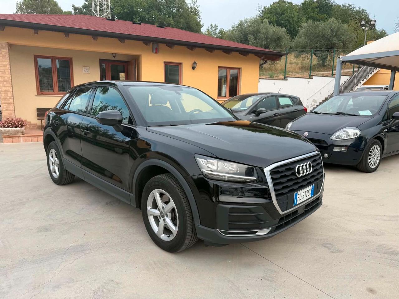 Audi Q2 30 TDI S tronic Business