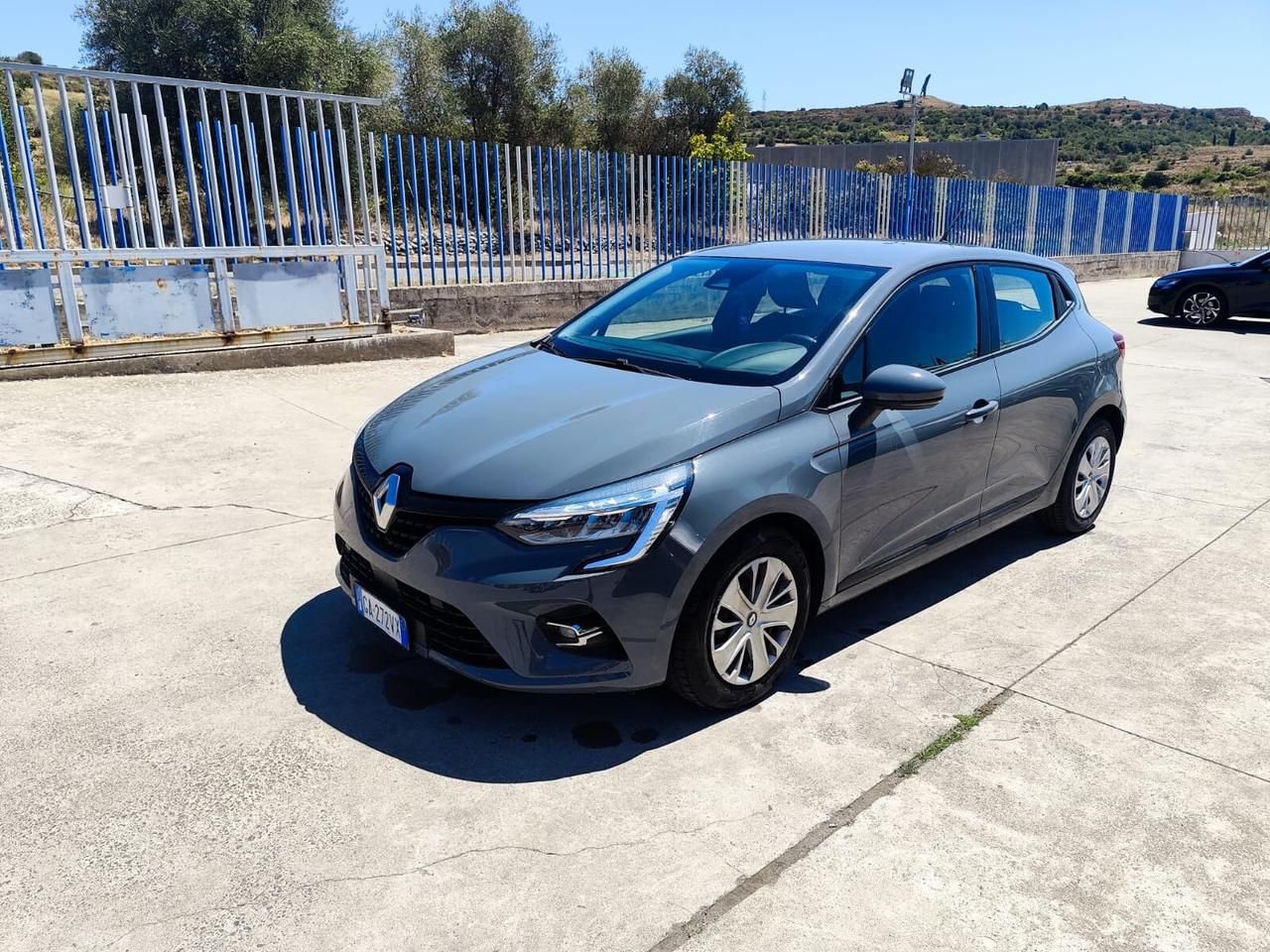 Renault Clio TCe 100 CV 5 porte Intens