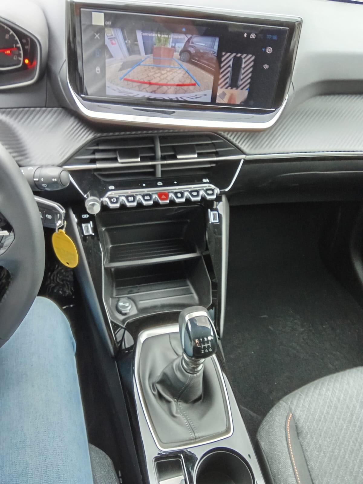 Peugeot 208 Business Turbo 100cv