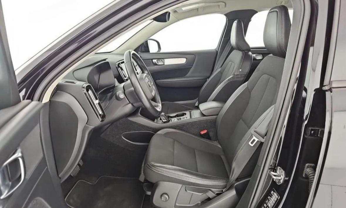 Volvo XC40 D3 AWD Geartronic Momentum 98.000 Km-2030